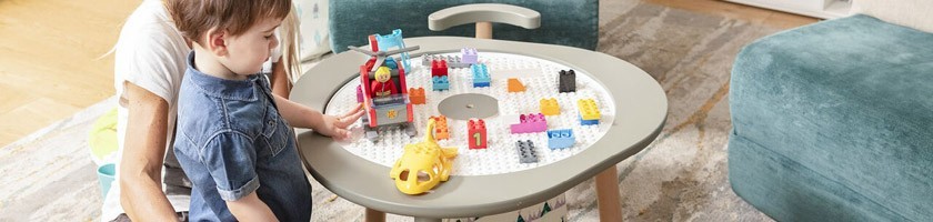 Vasta selezione Mondo Bimbo di Tavolini e sedie da gioco per bambini